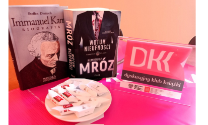 Immanuel Kant i Remigiusz Mróz na spotkaniu DKK