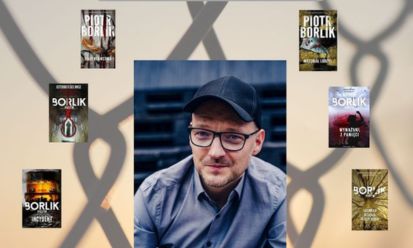Piotr Borlik w bibliotece