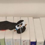 stworzone bałwanki z korków i kartki.